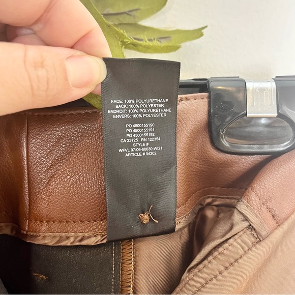 Wilfred Free (Aritzia) ‘Ascendant’ Vegan Leather Pants - Picture 15 of 15